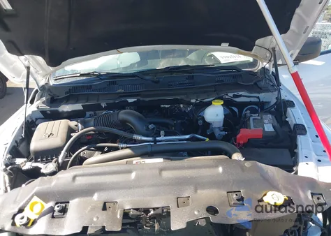 2023 Ram 1500 Classic Tradesman 4X4 6'4 Box z USA, uszkodzony, nr VIN 1C6RR7FT6PS539784